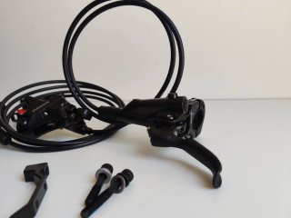 CONJUNTO FRENOS SHIMANO MT520