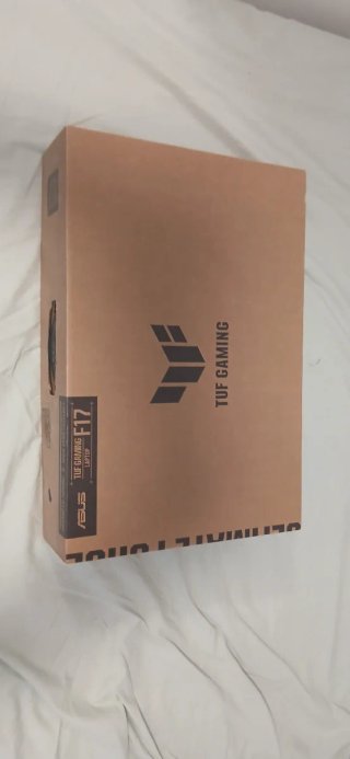 ASUS TUF F17 i7 RTX 4060 16GB 1TB