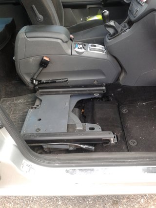 Silla de ruedas Turny Carony para coche