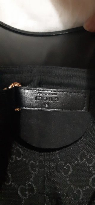 Cappello in pelle nera Gucci