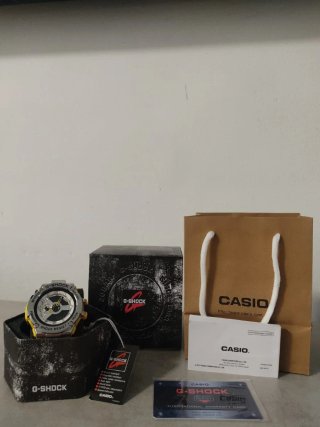 G-SHOCK GA200 Reloj Analógico-Digital