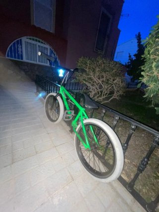 Bicicleta BMX Radio Verde