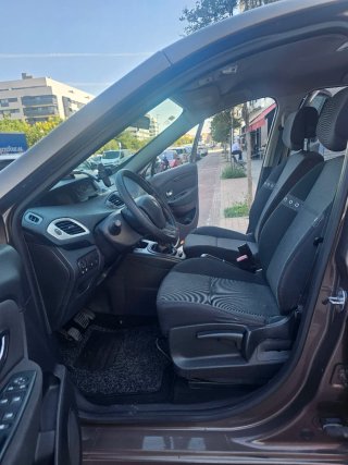 Renault Scenic 2013