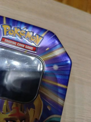 Lata Pokémon Trading Card Game Inglés