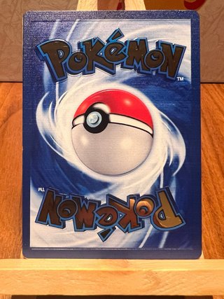 Carta Pokémon Pikachu Metálica Celebrations 25