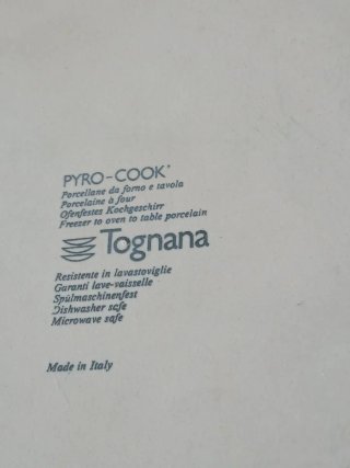 Ciotola bianca in ceramica