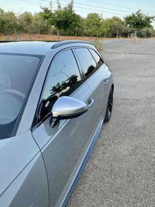 Audi A4 RS4 Avant TFSI 331kW quattro tiptronic