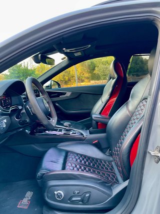 Audi A4 RS4 Avant TFSI 331kW quattro tiptronic
