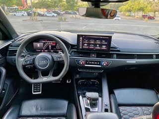 Audi A4 RS4 Avant TFSI 331kW quattro tiptronic