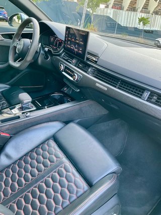 Audi A4 RS4 Avant TFSI 331kW quattro tiptronic