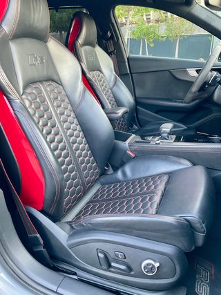 Audi A4 RS4 Avant TFSI 331kW quattro tiptronic