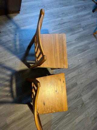 Mesa redonda extensible madera + 2 sillas
