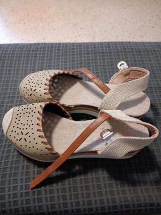Sandalias cuña verano beige/marrón T39