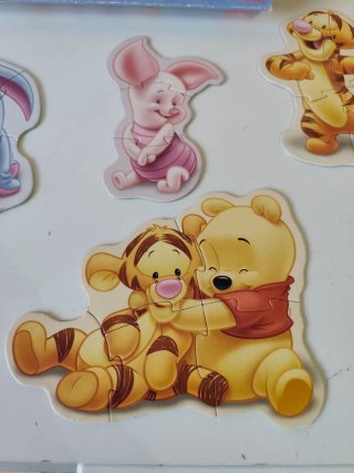 Puzzles Silueta Winnie The Pooh de Educa.