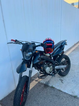 Derbi Senda Supermotard Negra