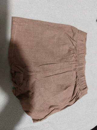 Pantaloncini a righe per bebè