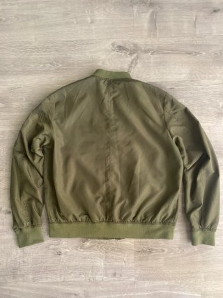 Cazadora bomber verde