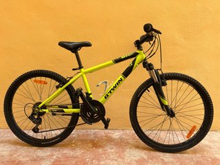 Bicicleta B Twin Rockrider