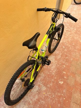 Bicicleta B Twin Rockrider