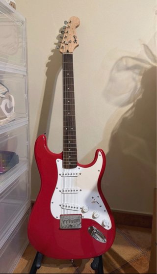 Guitarra Eléctrica Roja + Amplificador