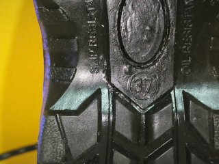 Botas de trabajo resistentes y duraderas