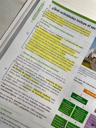 Libros Geografía e Historia 3ºESO Vicens Vives