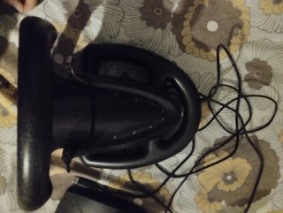 Volante Subsonic Superdrive + pedais
