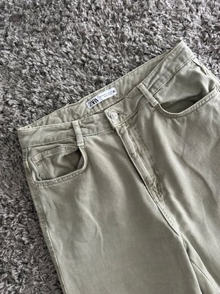 Pantalon vaquero verde oliva (caqui)