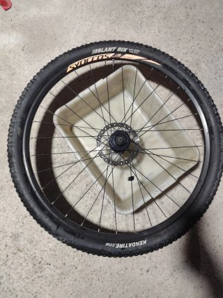 Rueda de Bicicleta Kenda SYNCROS