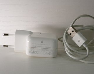 Cargador Apple 10W USB Original