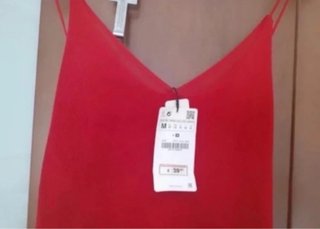 Vestido con abertura