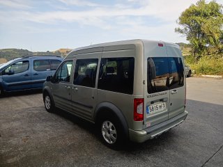 Ford Tourneo Connect 2012