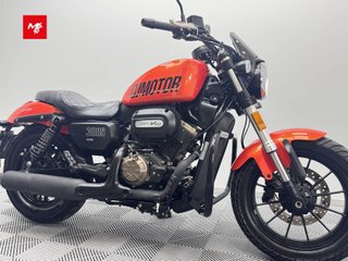 QJ MOTOR SRV 300 2023 3240 kms.