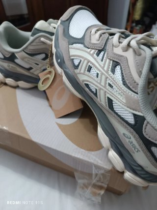 ASICS GEL-NYC Beige/Gris