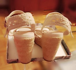 Sandalias cuña Xti Beige Talla 36 Nuevas
