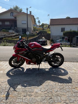 Honda CBR650R