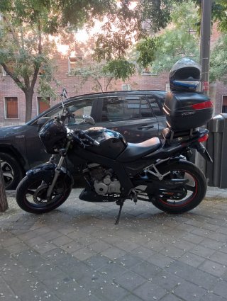 Daelim Roadwin 125i Negra