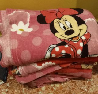 Juego sábana franela Minnie. Cama de 105 cm