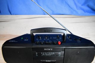 Radio Cassette Sony CFS-B21L Años 90