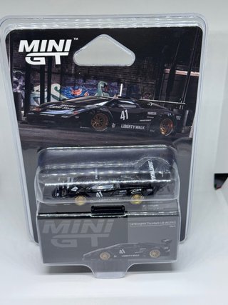 Mini GT Lamborghini Countach LB-WORKS Negro