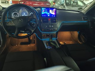 Mercedes-Benz 200 2010