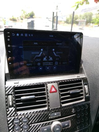 Mercedes-Benz 200 2010