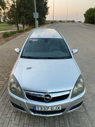 Opel Vectra 1.9 CDTI 150CV