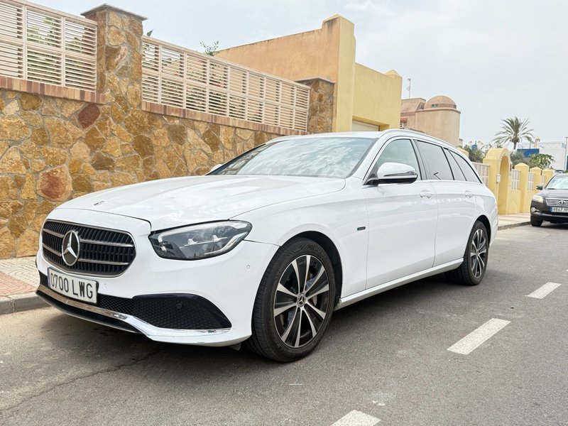 Mercedes-Benz Clase E 2021 - foto 1