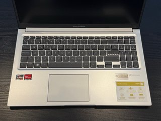 Portatile ASUS Vivobook 15 R7 16GB 512GB