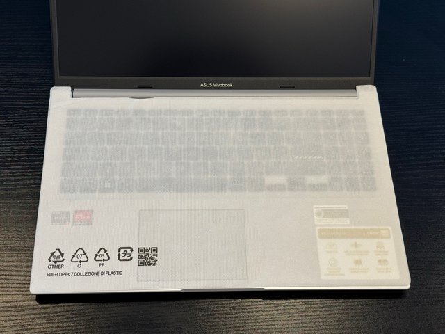 PORTÁTIL ASUS VIVOBOOK 15 R7 16GB 512GB