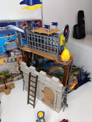 Playmobil 71298 Castillo Novelmore Bandidos