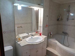 Alquilo habitación a chica.La Nucia.