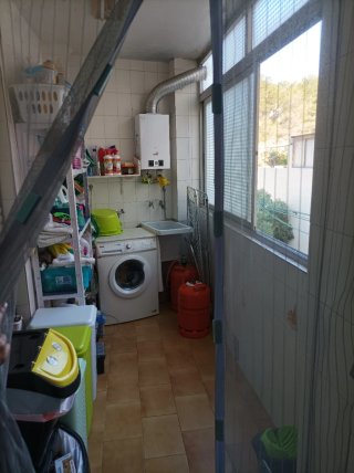 Alquilo habitación a chica.La Nucia.