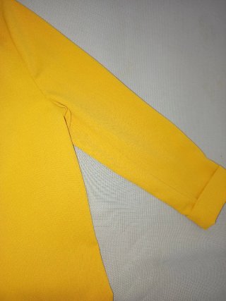 Blazer mostaza abierta